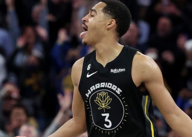 开云体育平台-迪文琴佐逐步融入水花体系 普尔遭遇DNP处境尴尬