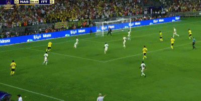 沙超杯战报：C罗助攻菲利克斯破门，十人利雅得2-1吉达联合