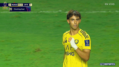 沙超杯战报：C罗助攻菲利克斯破门，十人利雅得2-1吉达联合