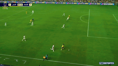 沙超杯战报：C罗助攻菲利克斯破门，十人利雅得2-1吉达联合