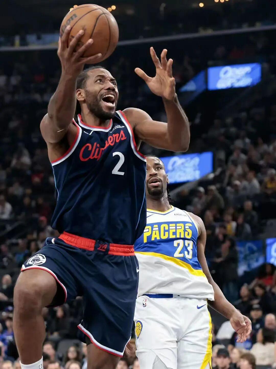 Kaiyun Sports-开云体育-疼到锤地！小卡新大腿伤了！3节29+8，快船直冲第8！