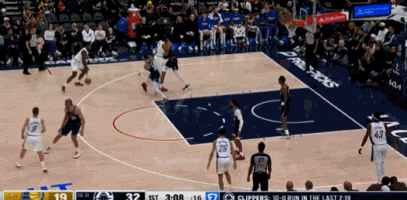 Kaiyun Sports-开云体育-疼到锤地！小卡新大腿伤了！3节29+8，快船直冲第8！