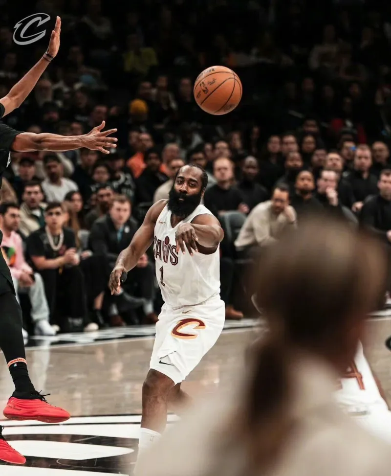 开云-爱游戏-哈登加盟让骑士升了一档,冲冠最大阻碍是健康