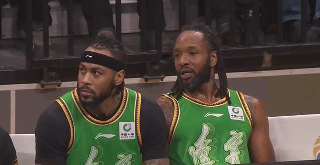 开云体育平台-6战输5场！四冠王彻底沉沦，季后赛前景岌岌可危，杨鸣还留有一手