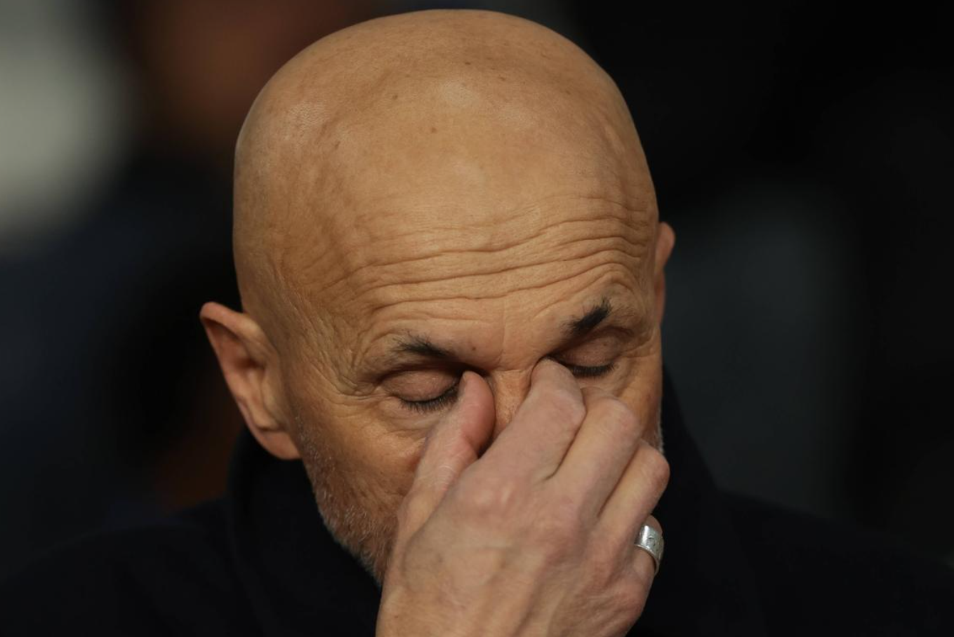 Kaiyun Sports-开云体育-0-3崩盘!溃败出局,斯帕莱蒂不敢相信,意甲第4耻辱一战