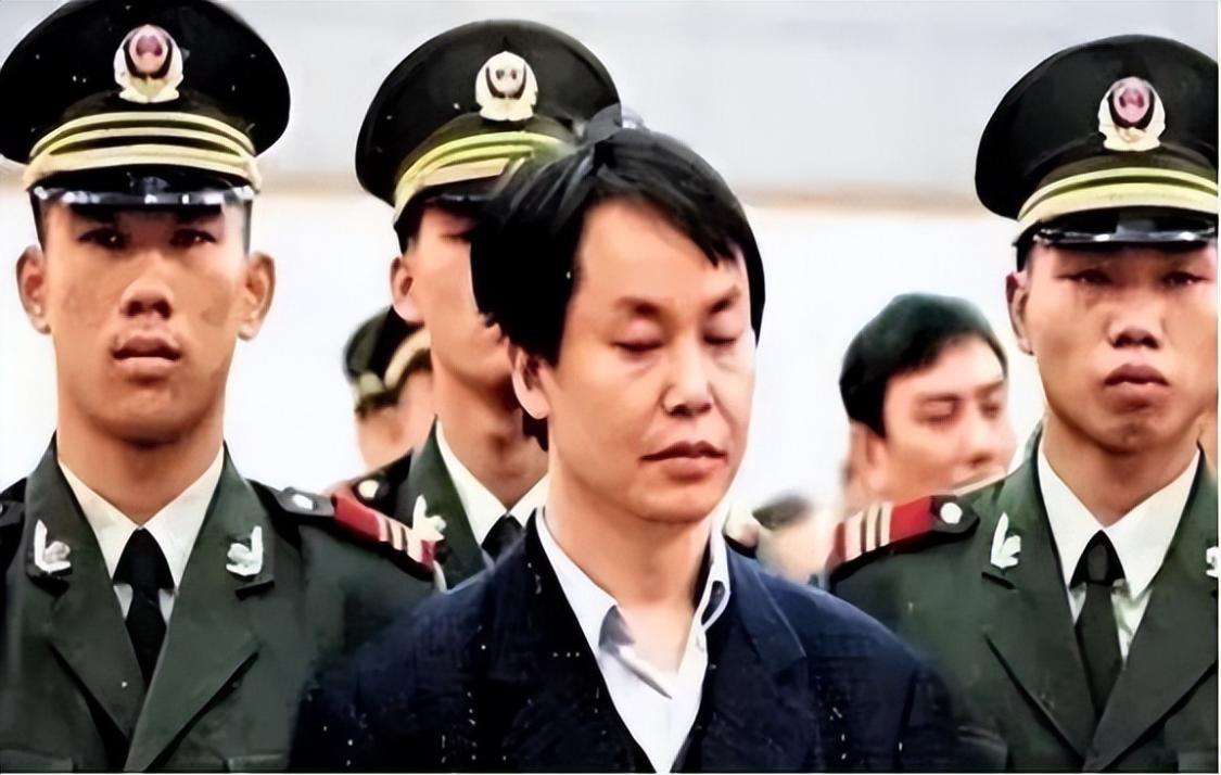 开云-爱游戏-张子强家人现状曝光：遗孀携20亿定居泰国，大儿子成了餐厅厨师