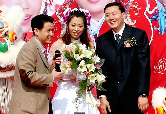 中国女排最经典一扣非郎平朱婷制造！黄金一代奥运奇兵变副厅高官|张越红|葛勇|排球|雅典奥运会|沈阳_新浪体育_新浪新闻